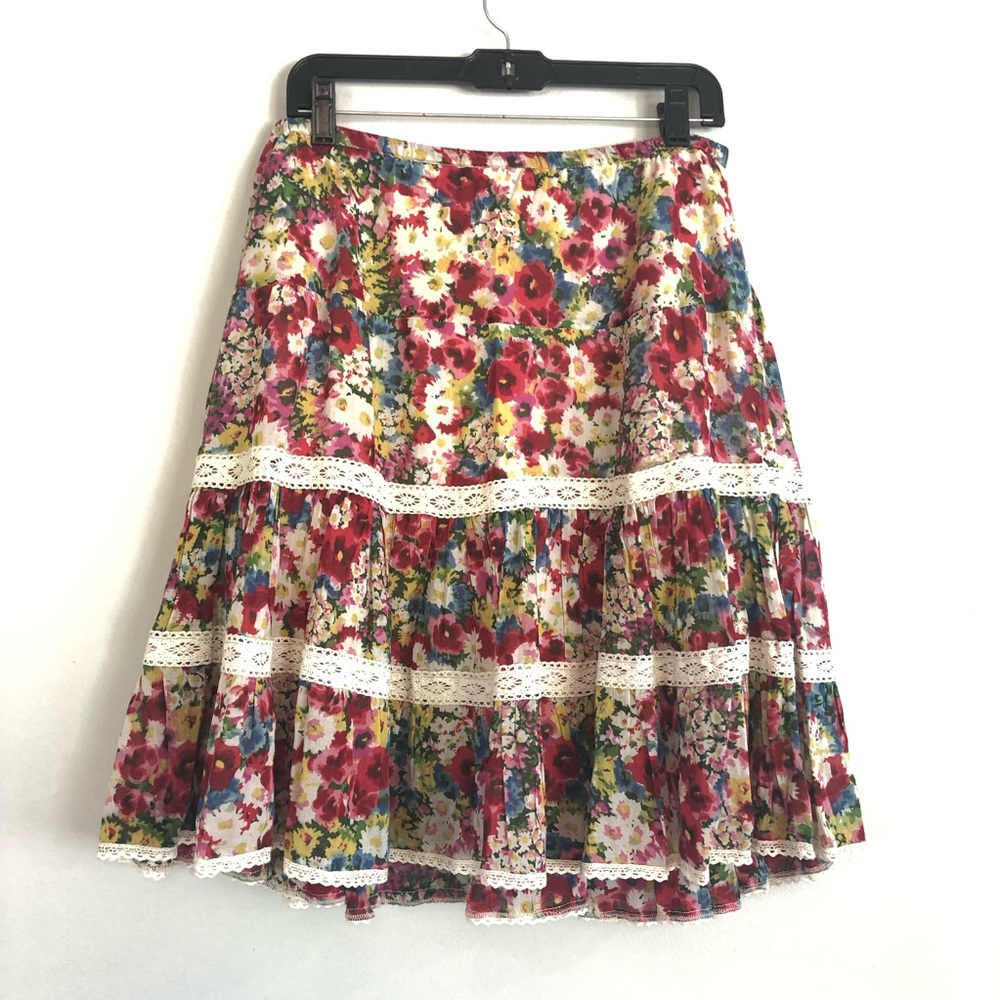 Vintage Flower and Lace Skirt Size Large